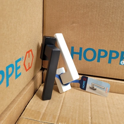 Maniglieria Hoppe per porte e finestre professionali